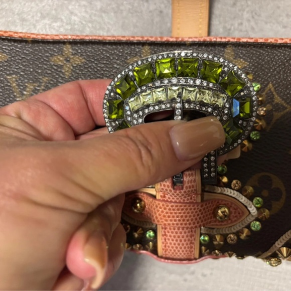 ULTRA RARE LOUIS VUITTON BAG - Picture 6 of 13